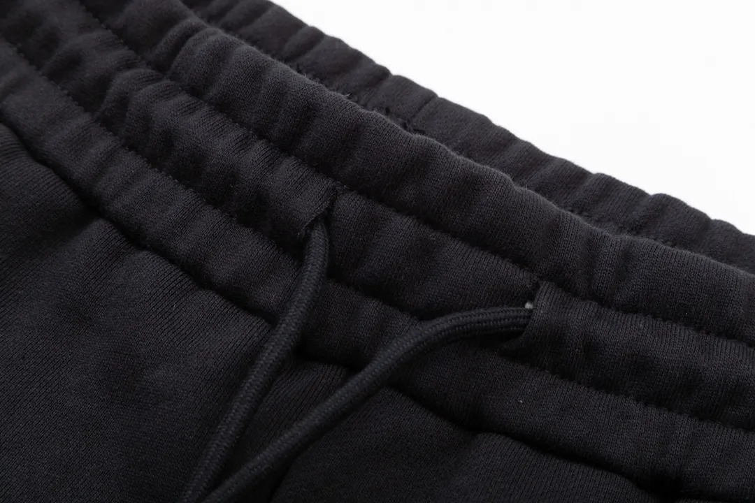 BURBERRY Lo GO 、 Quality 、 、 Breathable Same Style ：Black Sizes： XS Ｓ Ｍ L